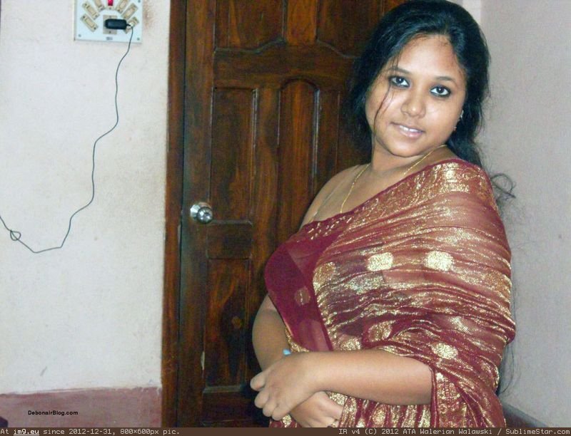 2011-08-10-03-01 (in Indian Desi Girls)