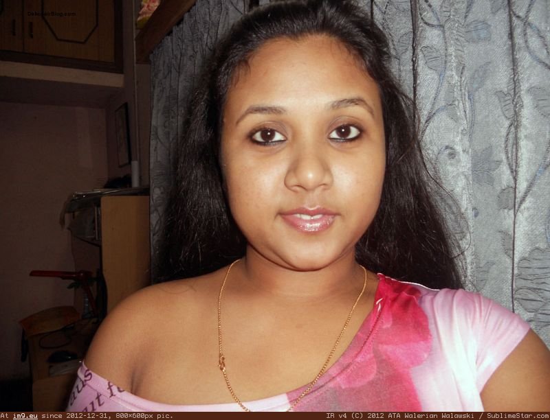 2011-08-10-03-07 (in Indian Desi Girls)