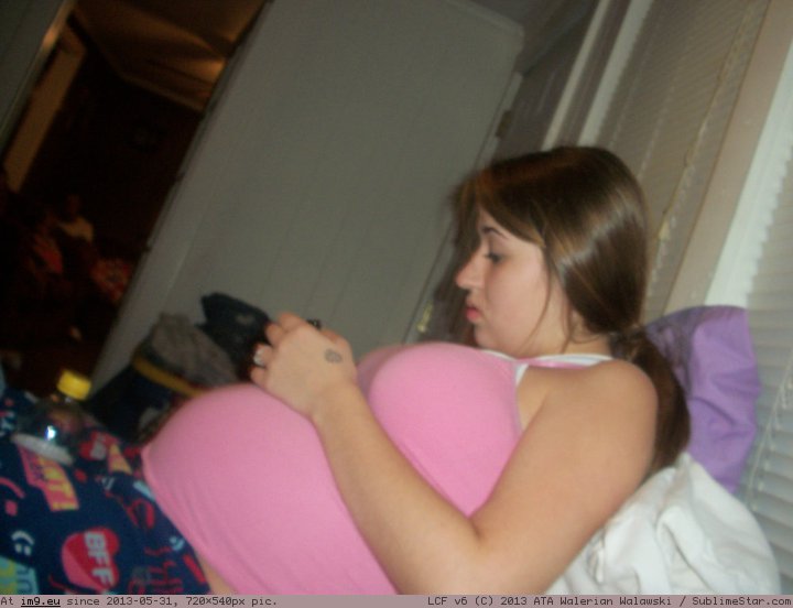 72222_1440730103202_5014149_n (in Hannah Arnold Pregnant)