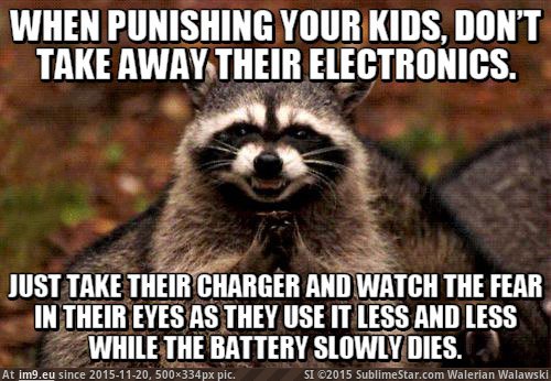 [Adviceanimals] As a parent, this is very useful (in My r/ADVICEANIMALS favs)