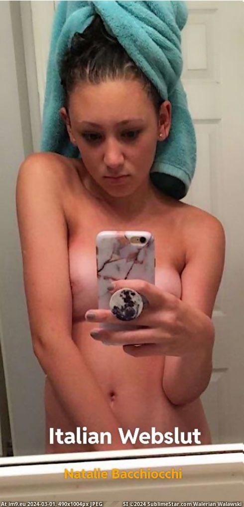 18yo Selfie Porn - Pic. #Amateur #Teen #Brunette #Slut #Selfie, 59804B â€“ College Webslut  Exposed