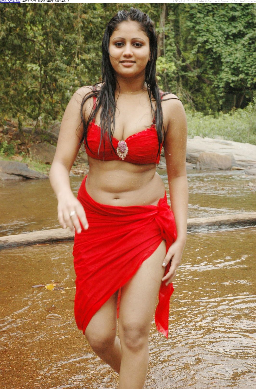 Amrutha Valli photo 10 (in red) (in Amrutha Valli HQ photos)