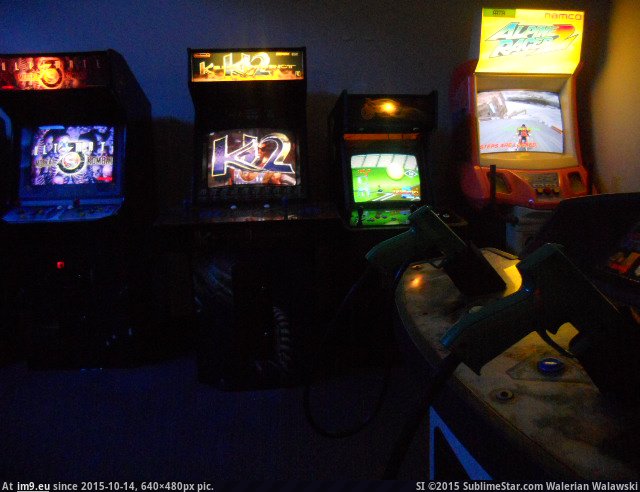 COOLEST ARCADE GAME ROOM FOR HAPPY EMPLOYEE (in BEST BOSS SUPPORTS EMPLOYEE GAME ROOM VIDEO ARCADE)