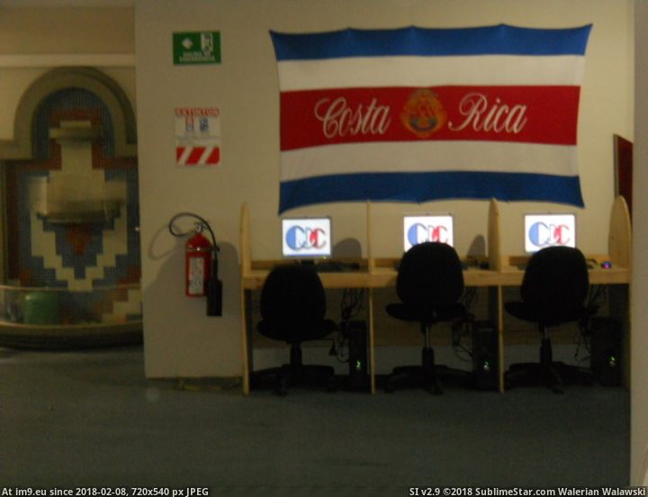 COSTA RICA FLAG CALL CENTER (in COSTA RICA'S CALL CENTER TEN YEAR ANNIVERSARY)