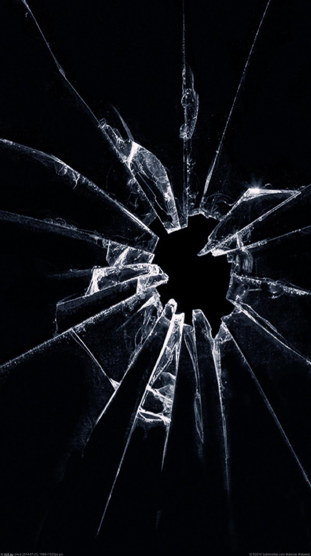 cracked_glass (in Idol6040Dpics)