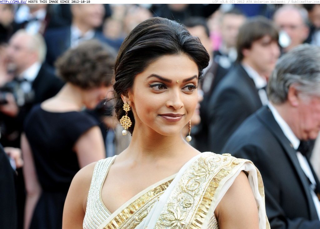 Deepika Padukone16 (in Deepika Padukone)