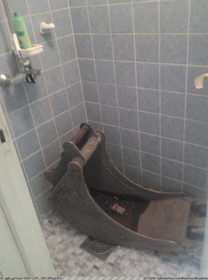 [Funny] So my friend had a party last night, he found this in the shower today (in My r/FUNNY favs)