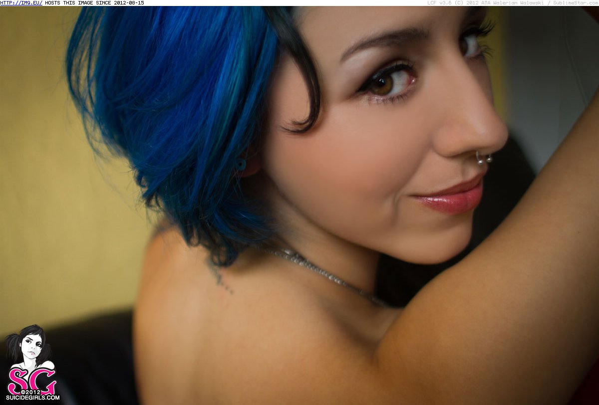 Goth-punk girl with blue hair (18 softcore photo) (in SuicideGirls: Luiza All Star)
