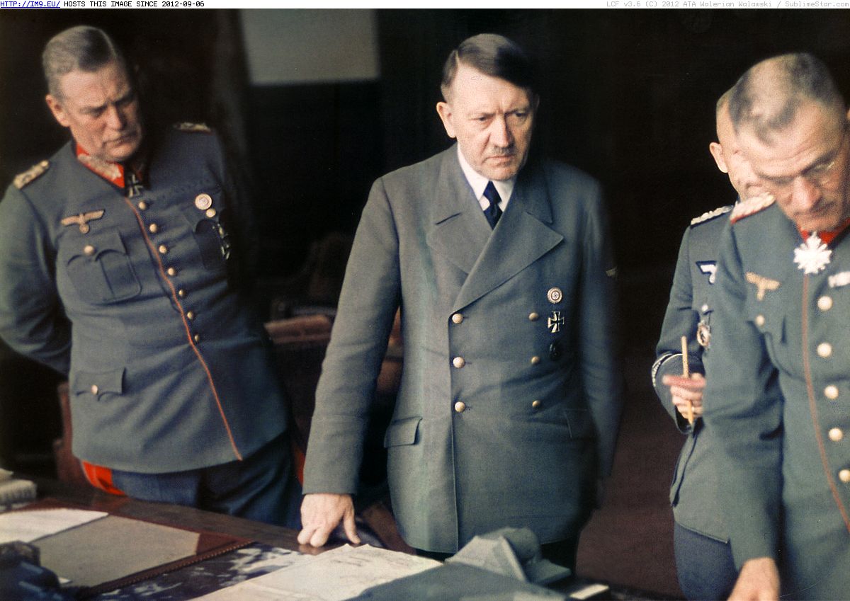 Hitler Plan (in Historical photos of nazi Germany)