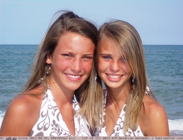 kell_kris_sisters75 (in Beautiful Sisters Kelly & Kristen Hackenbracht)