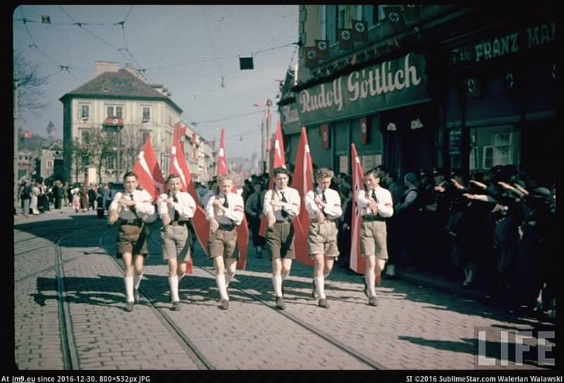life_nazi_germany_pre_ww2_27 (in Restored Photos of Nazi Germany)