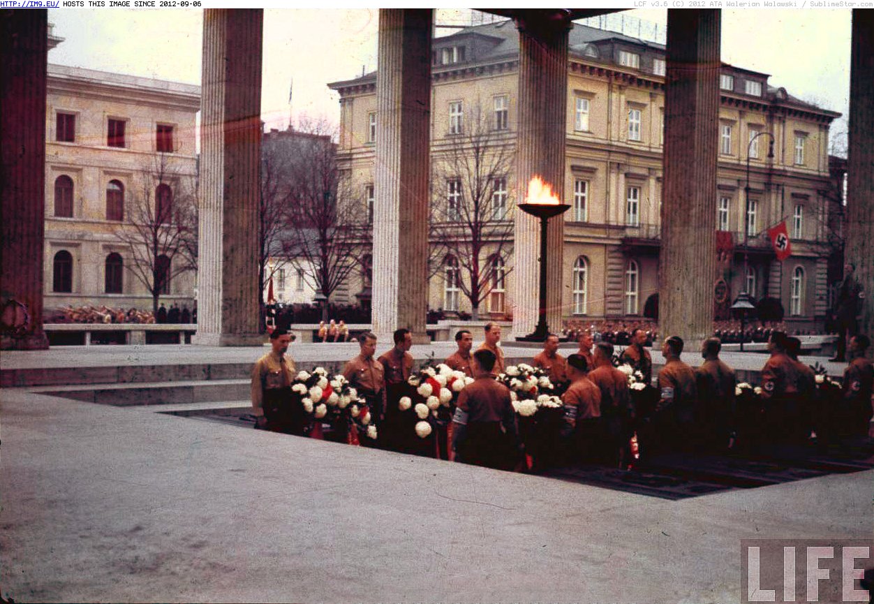 Munich Germany November 9, 1938 During The Remembrance Of The Putsch02 (in Historical photos of nazi Germany)