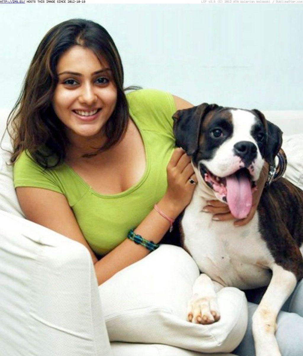 namitha-new-hot-stills252832529 (in Namitha)