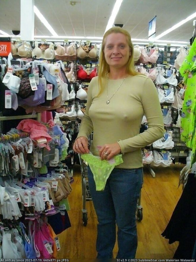 Pic. #Mature #Clothed #Pookies #Shopping #Braless, 122703B