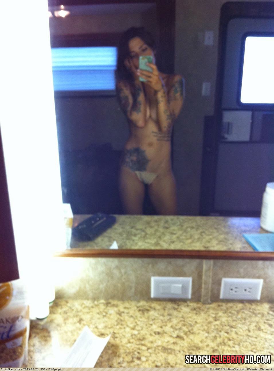 Sarah Shahi Leaked Nude Pictures Naked Hacked iPhone Selfies (6) (in Celebrity leaked fappening)