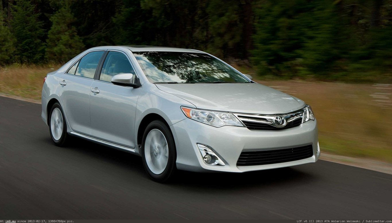 Toyota Camry 2012 Wallpaper 1366X768 (in Cars Wallpapers 1366x768)
