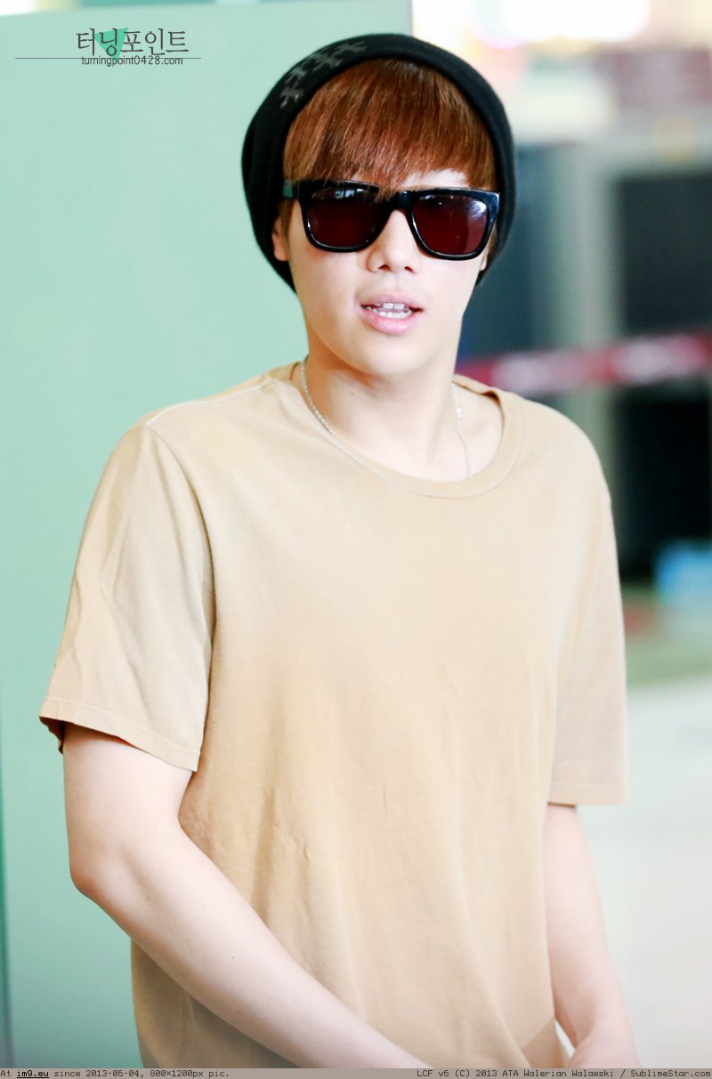 tumblr_mnq8fyI8ld1rtpbwqo1_1280 (in 130601 Gimpo Airport)