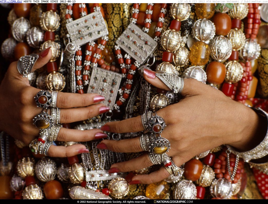 Wedding Rings (in National Geographic Photo Of The Day 2001-2009)