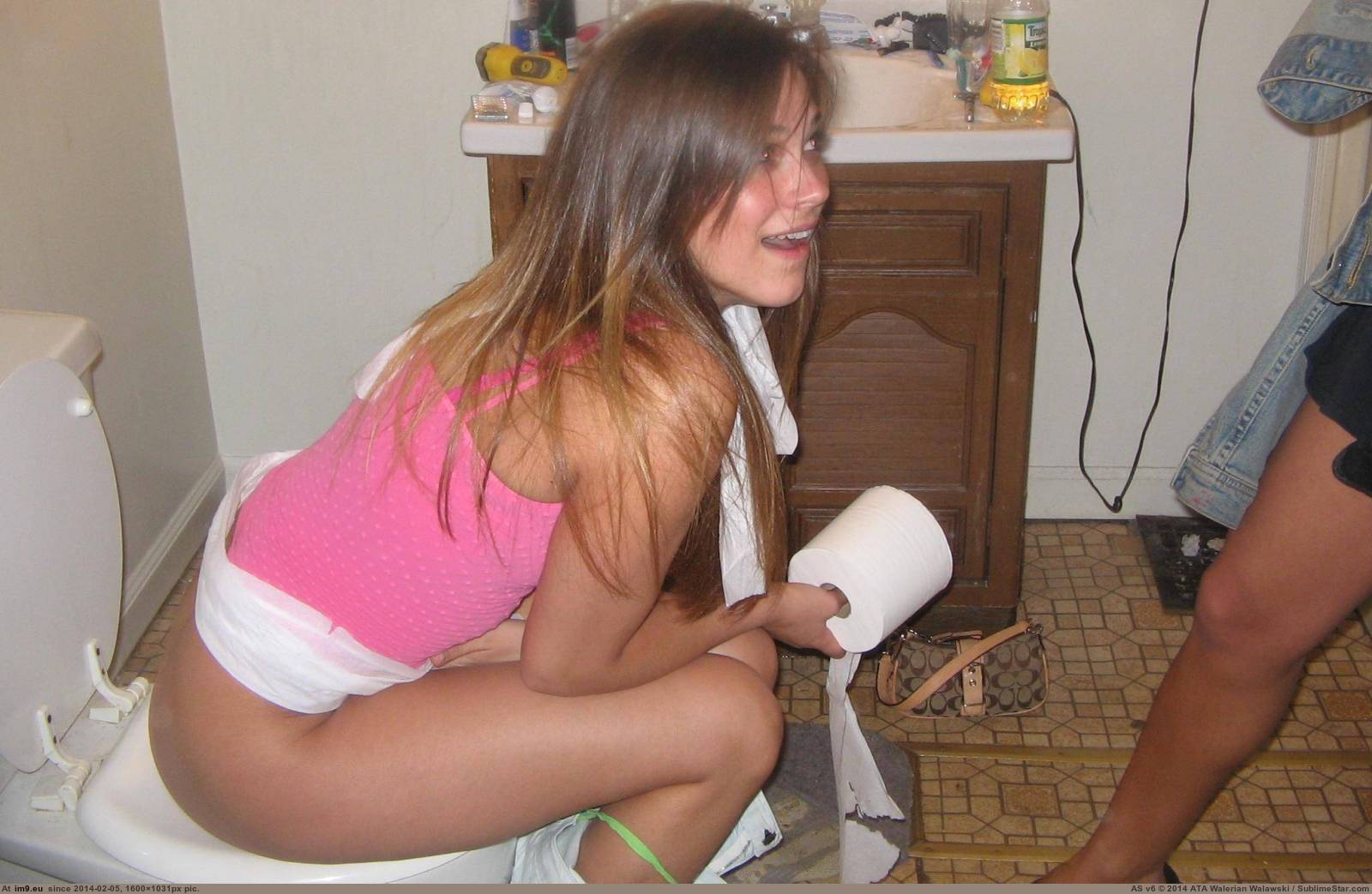 Pic. #Porn #Girls #Teen #Toilet #Bowl #Toilets #Young #Peeing #Pissing,  150887B â€“ Teen Girls Pissing Porn (Young Teens Toilet Peeing)