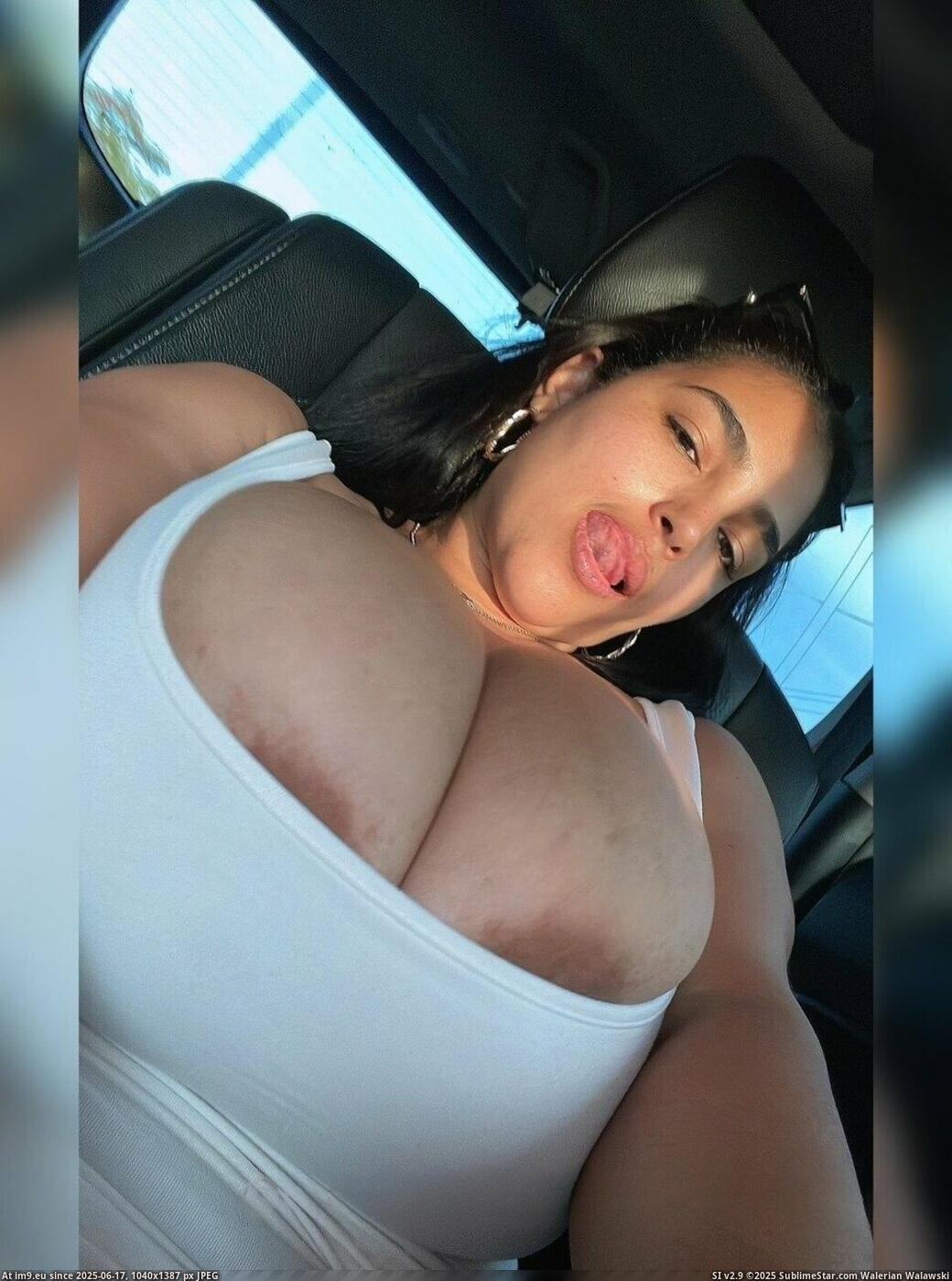 1000066437 (in Bigtits whore dominicana)