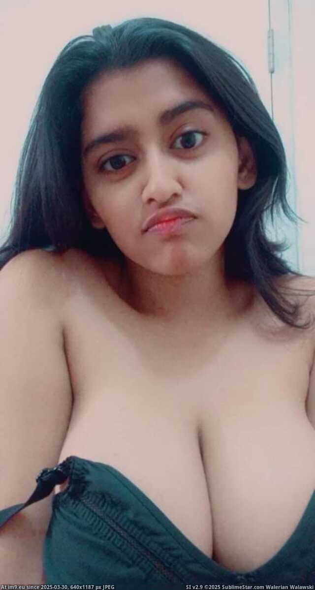 #Hot #Boobs #Ass #Nude #Desi #Indian #Sluts #Slut #Whore #Selfie #Feet 1667668339879 Pic. (Image de album Hot Indian Sluts))