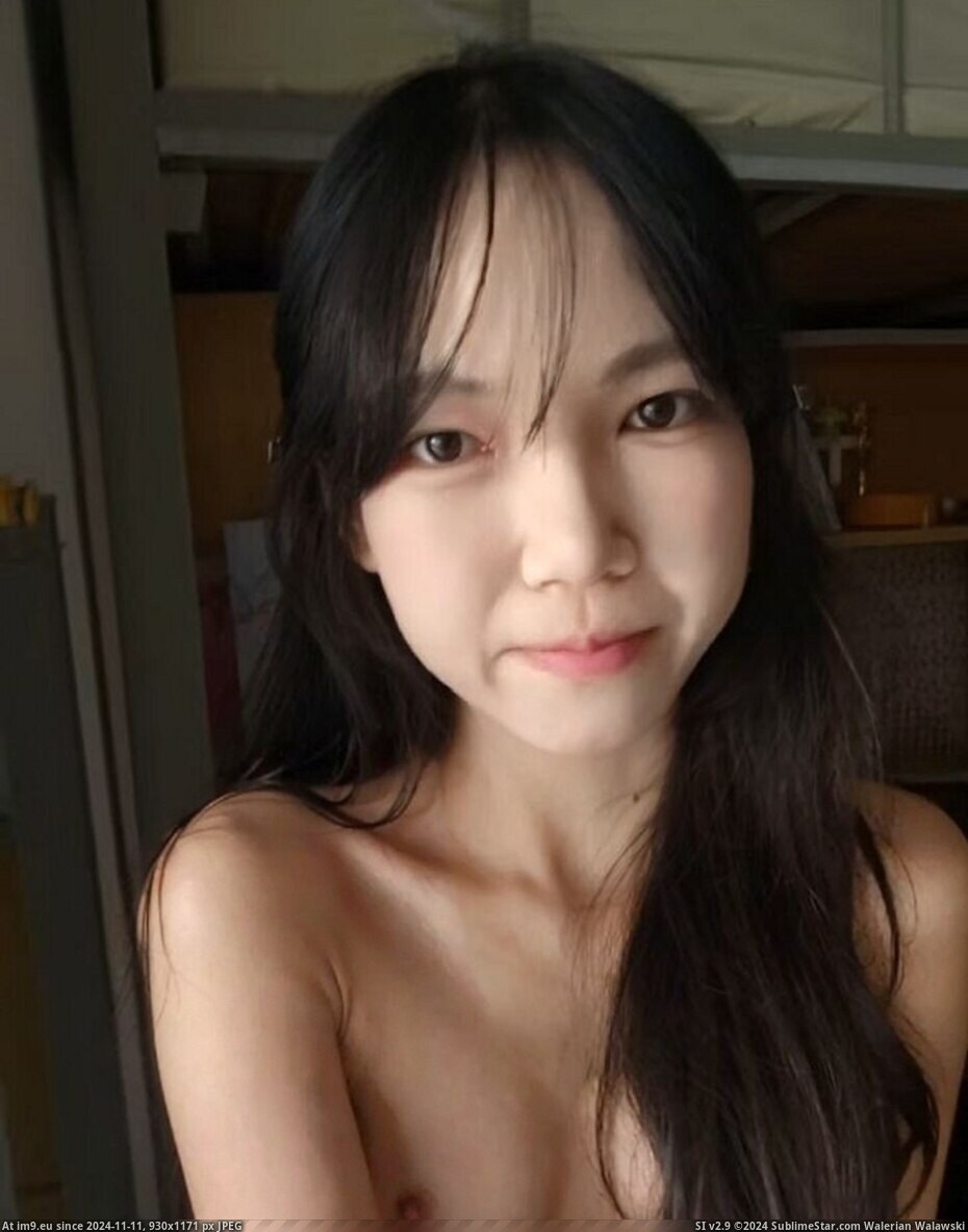 （25）Hot Chinese girl 方欣燕 (in 方欣燕)