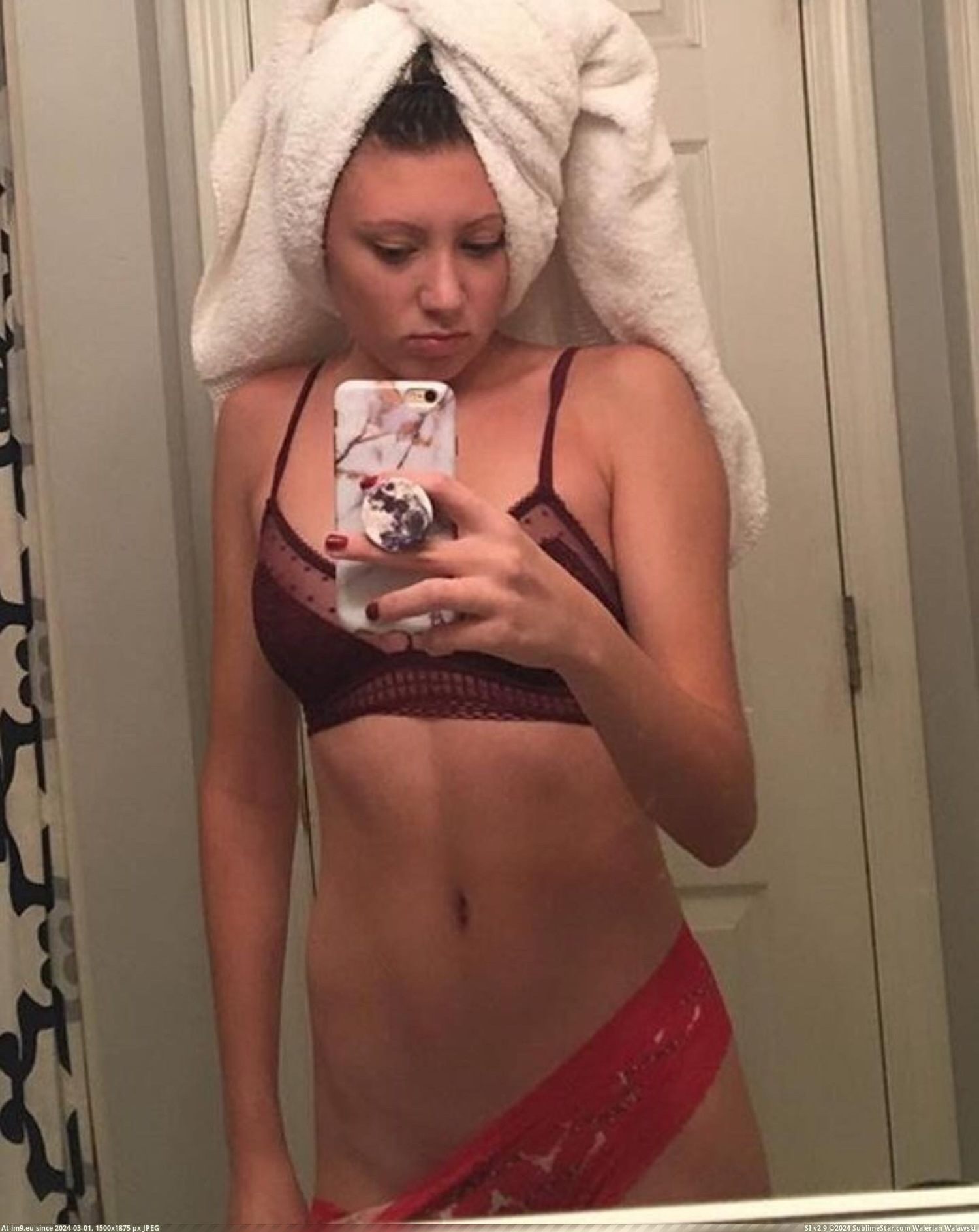 #Amateur #Dressed #Brunette #Teen 2541F2A1-4DA6-47F0-B647-8F3A7CDF59F5 Pic. (Image of album College Webslut Exposed))