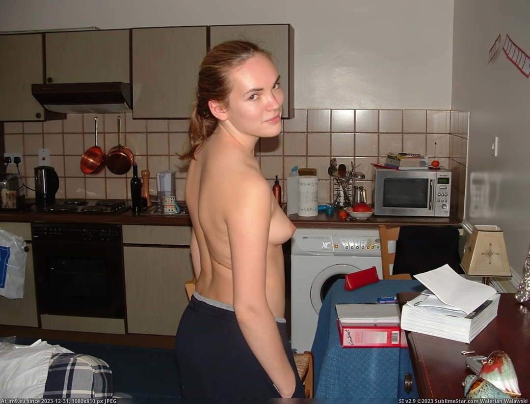 #Tits #Amateur #Slut #Pose #Guntergrove #Shameless #Whit #Whores #London #Sophie 37565975fdfa7587fc6c Pic. (Imagen de album Collection of Whores))