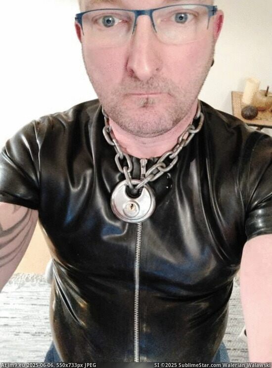 491_1000 (in Me in Rubber)