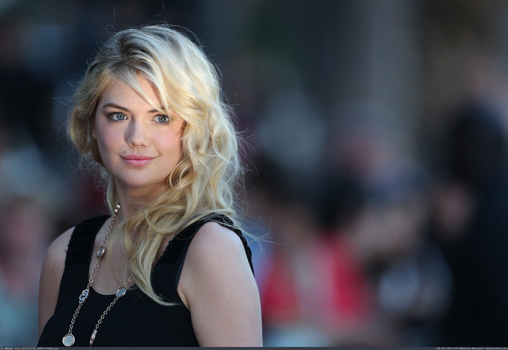 #Vezbsig 811_veZBSiG Pic. (Image de album Much-Kate-Upton))