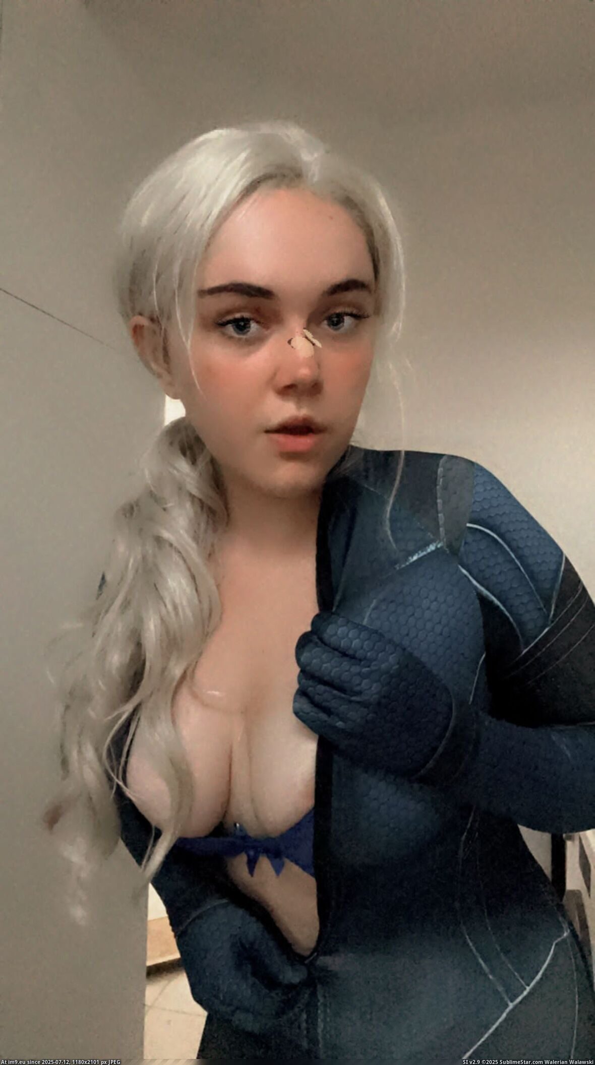 99166887-046b-4b08-bb6d-d7d2ec660ccc (in My juicy tits)