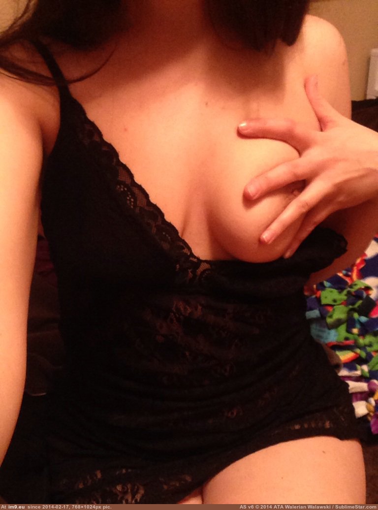 #Boobs #Pussy #Amateur #Ass #Milf #Hotties #Bigboobs #Hotgirls #Bestpussy #Girlsass #Pthc #Pussyfuck A4J3QXj Pic. (Obraz z album Rando-Wilders))