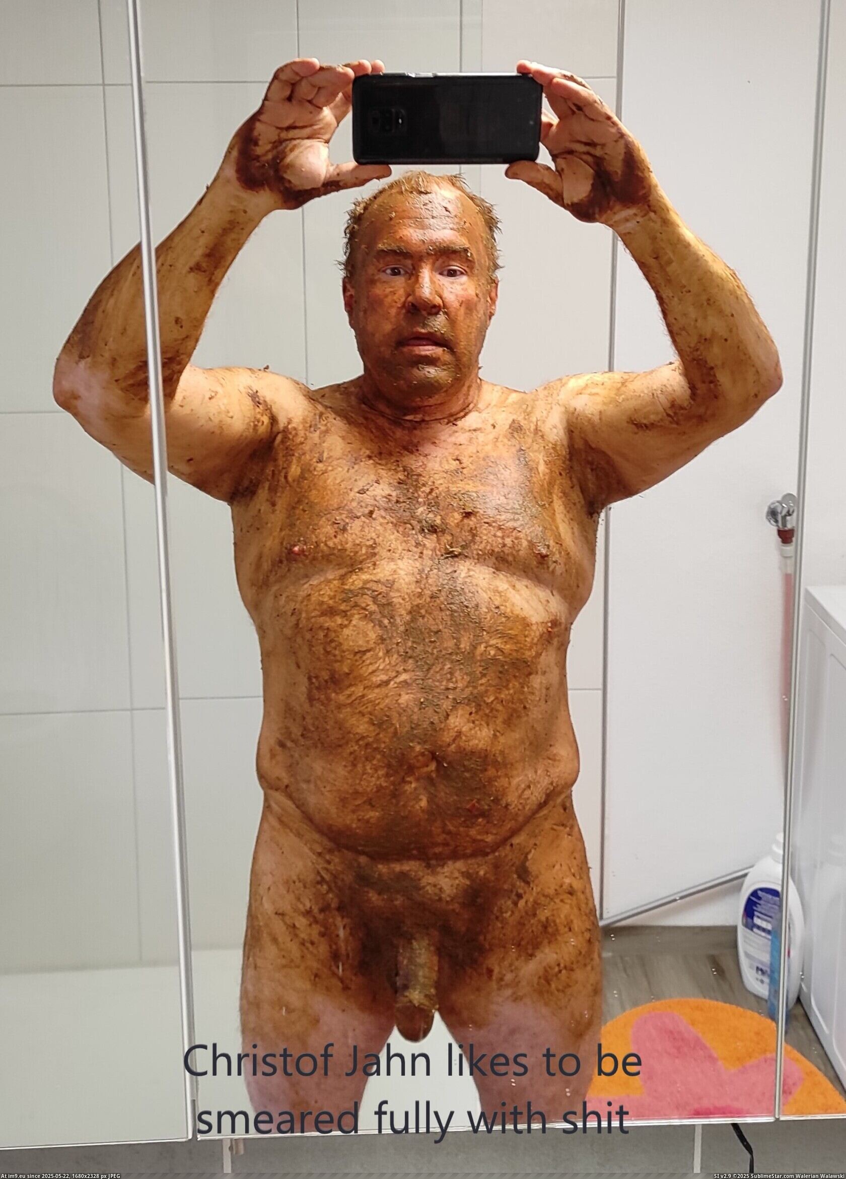 Christof Jahn naked shit (in Christof Jahn likes shit)