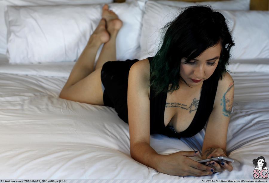 #Tits #Hot #Sexy #Suicidegirls #Emo #Thinkingofyou #Diasyraenn #Girls #Softcore #Nature diasyraenn-thinkingofyou...10 Pic. (Image of album SuicideGirlsNow))