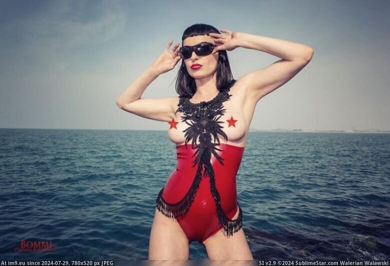 #Slave #Latex #Ocean #Tied #Piercing #Chastity #Nova #Locked emanuela-solomie-Diva Nova latex-fetisch-ocean-latexinpublic with benjamin-fiegl-locked in chastity, Piercing locks helpless tied Slave Pic. (Bild von album Instant Upload))