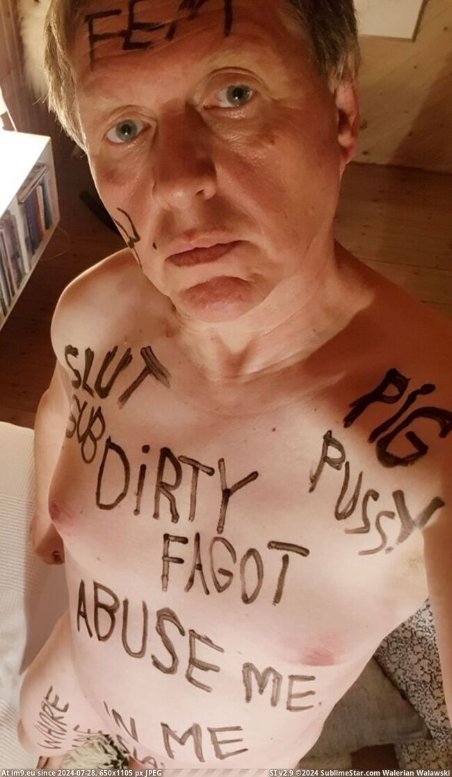 FDspU_bXoAQdH1G (in Faggot Lars Hviid nudes exposed)
