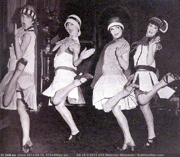flappers (in Flapper Porn)