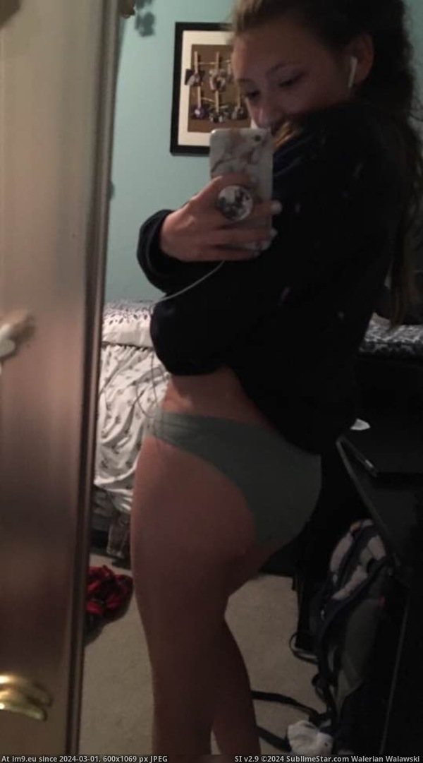 IMG_0400 (in College Webslut Exposed)