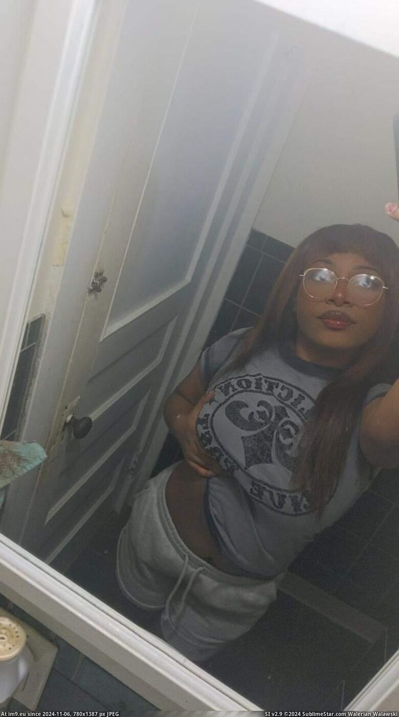 #Tits #Boobs #Pussy #Exposed #Black #Original #Whore #Nudes #Selfie IMG_20231103_212010_161_Original Pic. (Obraz z album Ebony slut Kiara nudes))