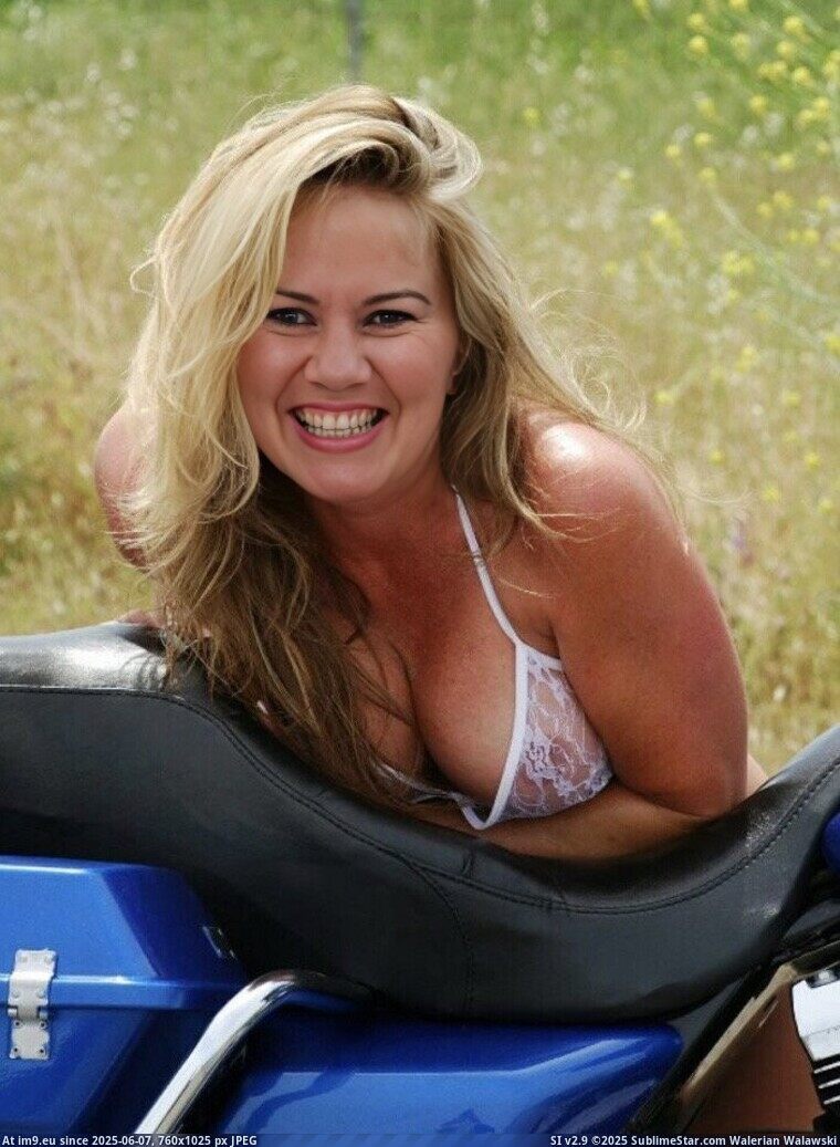 IMG_6294 (in Hot Blonde)