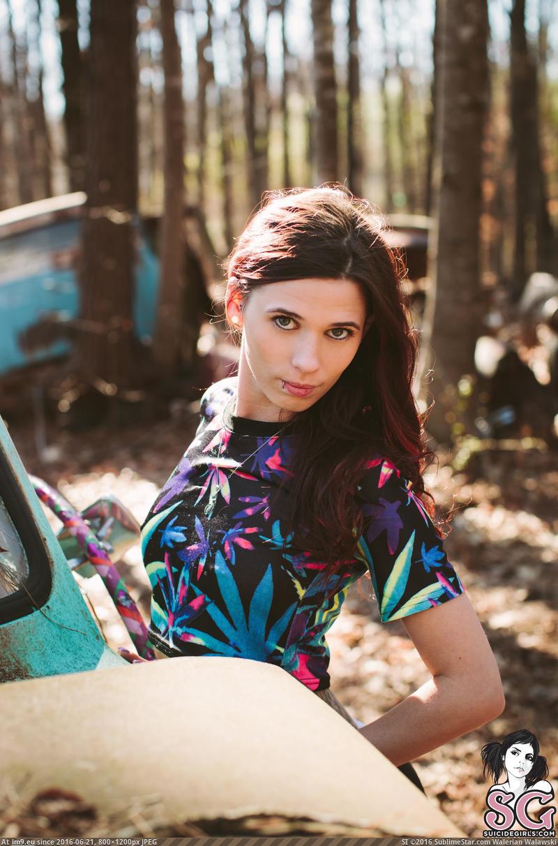 #Porn #Tits #Hot #Suicidegirls #Emo #Keekeez #Neonhoops #Sexy #Softcore #Nature keekeez-neonhoops-19 Pic. (Obraz z album SuicideGirlsNow))