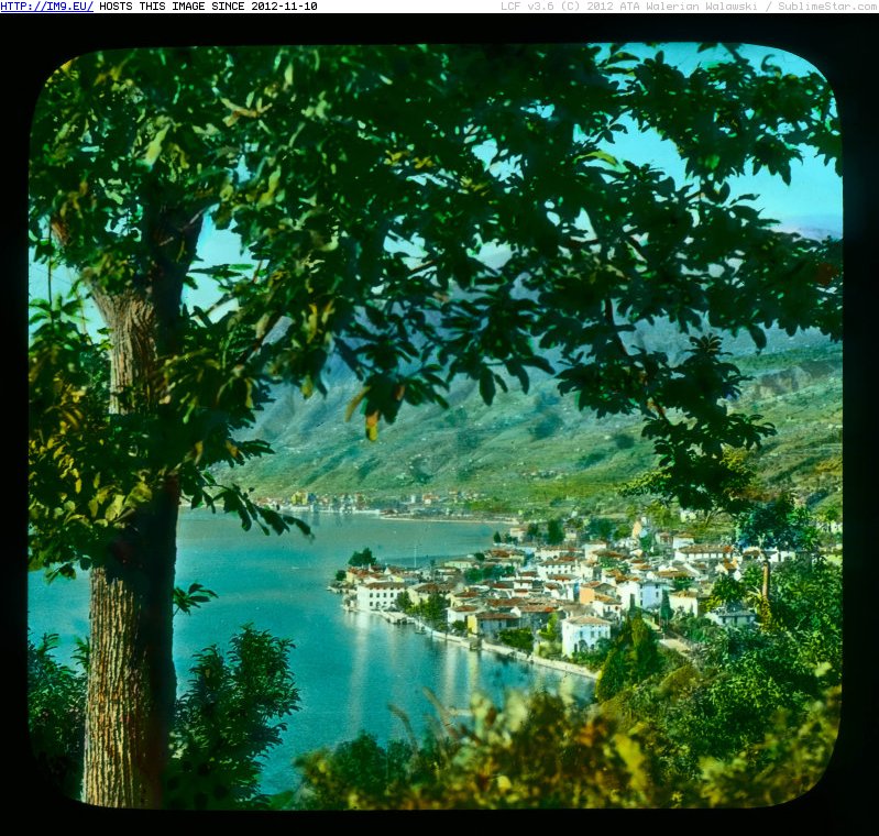 Lago d'Iseo - panoramic view of a town on Lake Iseo (1919-1938).2868 (in Branson DeCou Stock Images)