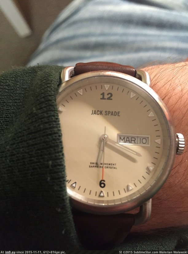 [Mildlyinteresting] The date on my watch spells out MARIO (in My r/MILDLYINTERESTING favs)