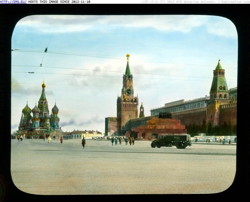 Moscow - Red Square, St. Basil's Cathedral, Spassky Gate, Lenin's Tomb (1931).3820 (in Branson DeCou Stock Images)