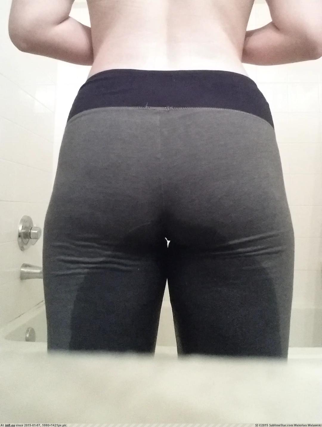 [Pee] I couldn't hold it ): wetting pants 12 (in My r/PEE favs)