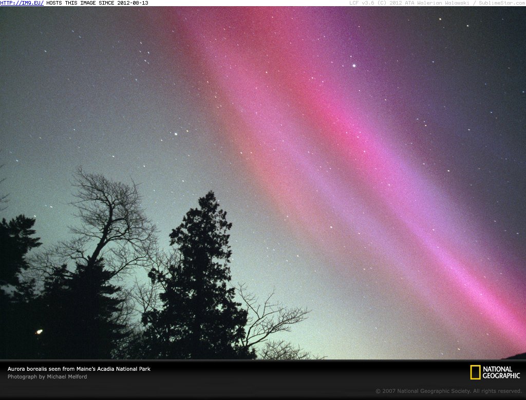 Pink Aurora Borealis Maine (in National Geographic Photo Of The Day 2001-2009)