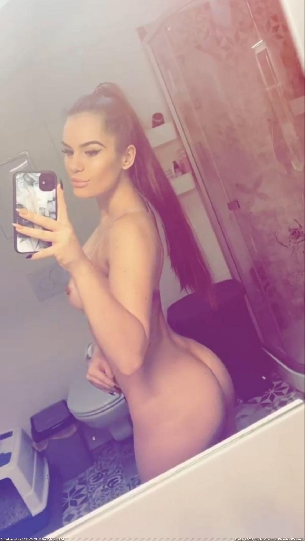 Polish_20240304_144625792 (in Tereza selfie nude)