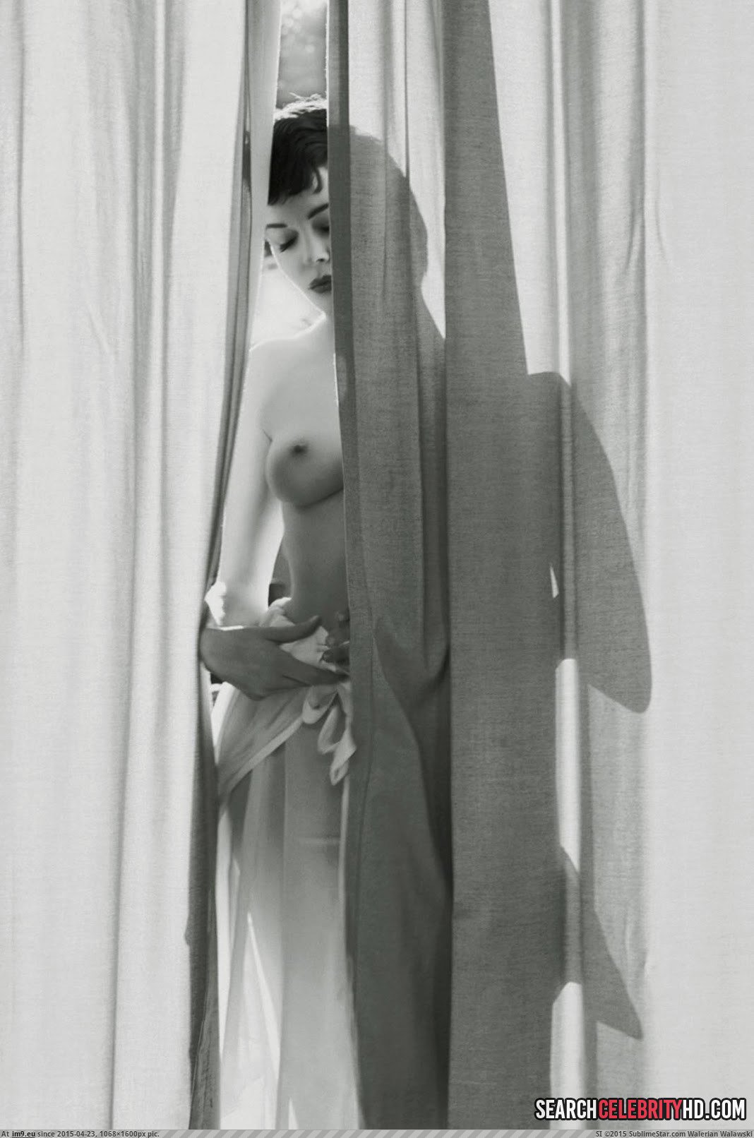 Rose McGowan Looking Sexy For Flaunt Magazine Nude Photoshoot (4) (in Celebrity leaked fappening)