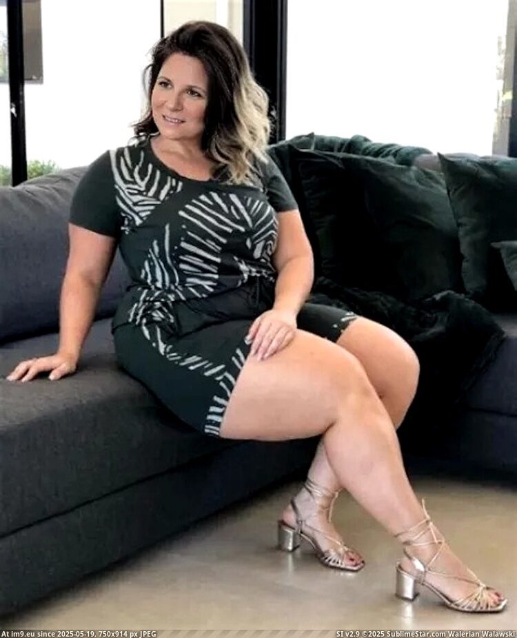 #Wife #Audrey #Gorgeous Webslut gorgeous wife audrey thick meat thighs big ass huge fuckmeat thighs on her Pic. (Obraz z album Webslut Porn Wife))